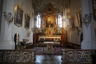 Altar der Basilika Absam