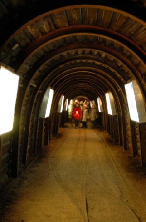 Silberbergwerk Schwaz Stollen